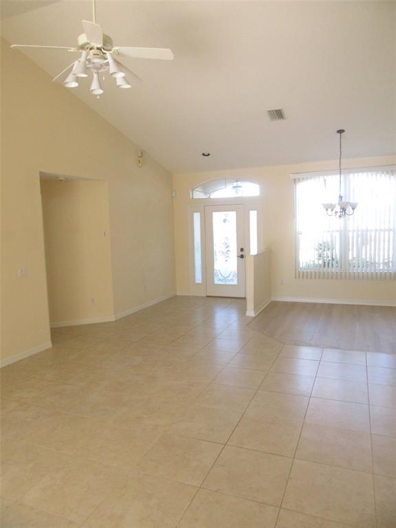 8171 Rocliff Avenue North Port, FL 34287 - Photo 4 of 20