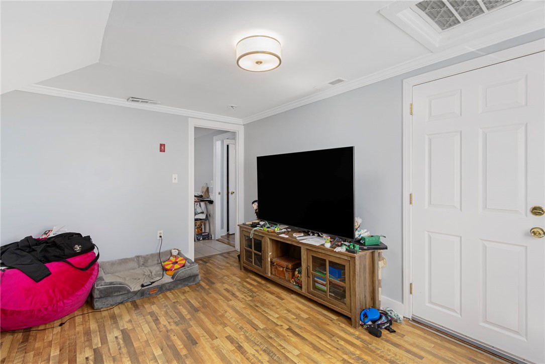 90 Pleasant Street Providence, RI 02906 - Photo 32 of 37