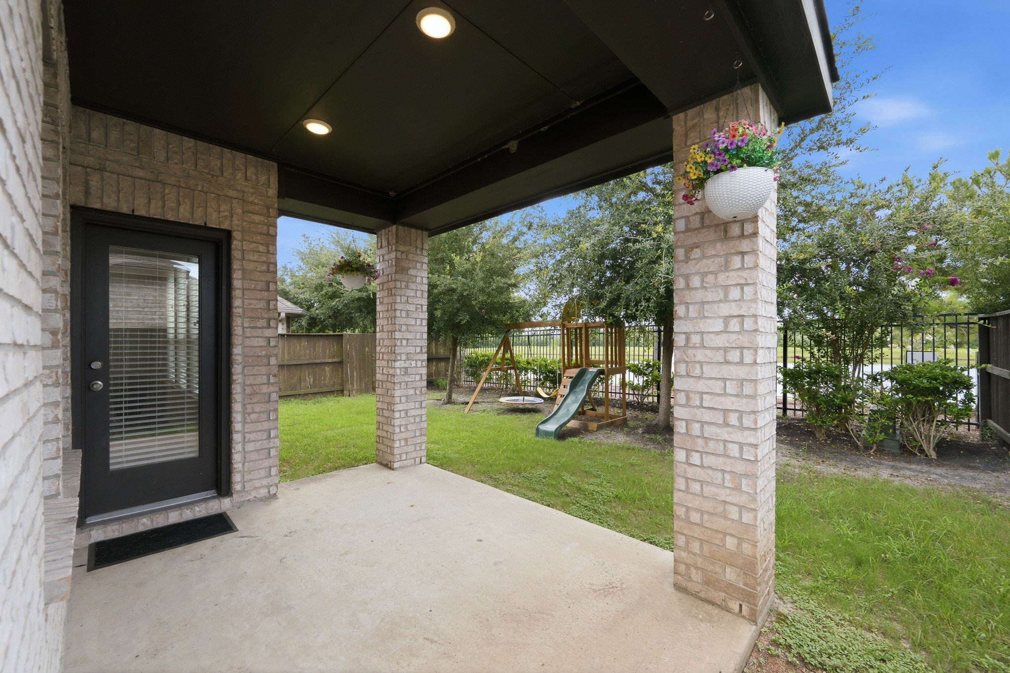 10602 Wagner Street Rosharon, TX 77583 - Photo 32 of 42