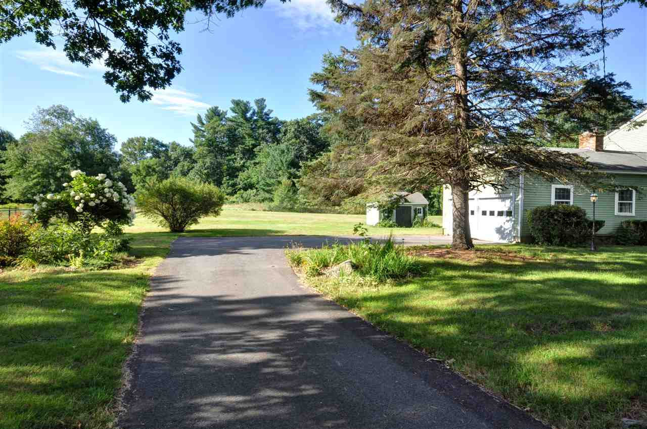 6 County Road Windham, NH 03087 - Photo 3 of 31