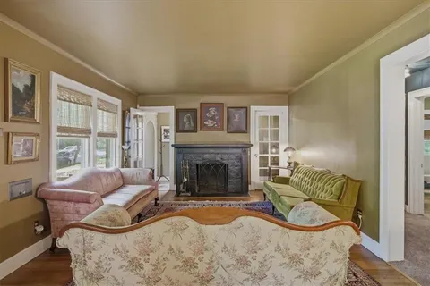 $340,000 | 415 East 70th Street, Kansas City, MO 64131