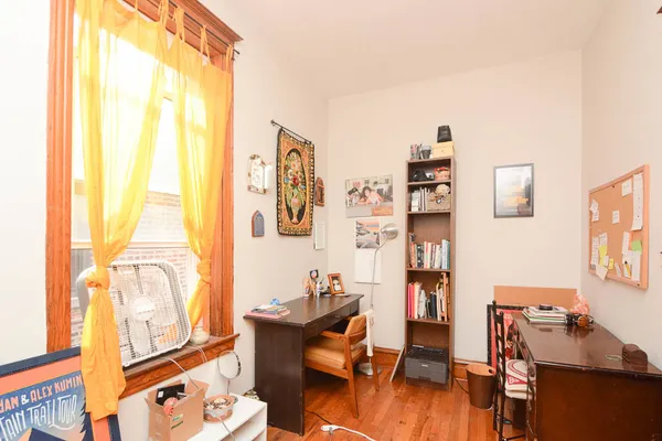 $2,380 | 2647 West Iowa Street, Unit 3, Chicago, IL 60622