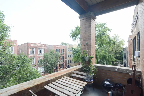 $2,380 | 2647 West Iowa Street, Unit 3, Chicago, IL 60622