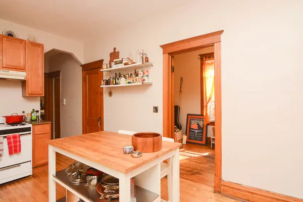 $2,380 | 2647 West Iowa Street, Unit 3, Chicago, IL 60622