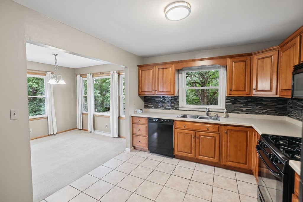 4375 East Du Frain Avenue Decatur, IL 62526 - Photo 7 of 31 Gallery Image 7