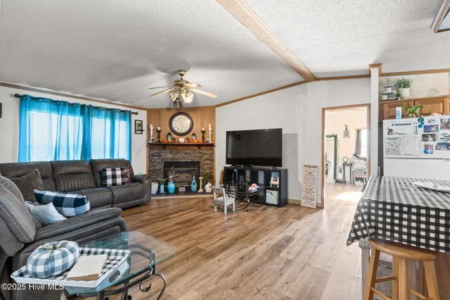 $300,000 | 1445 Old Stage Road, Delco, NC 28436