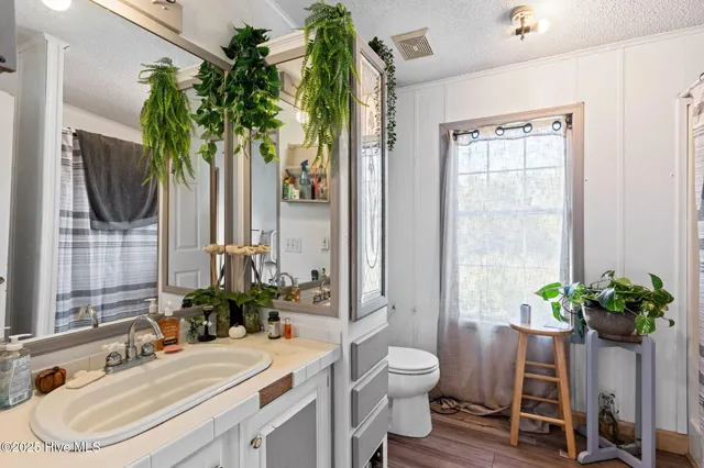 $300,000 | 1445 Old Stage Road, Delco, NC 28436