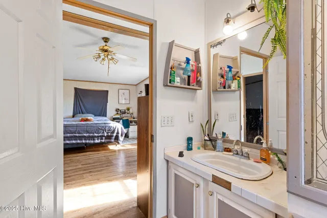 $300,000 | 1445 Old Stage Road, Delco, NC 28436