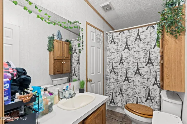 $300,000 | 1445 Old Stage Road, Delco, NC 28436