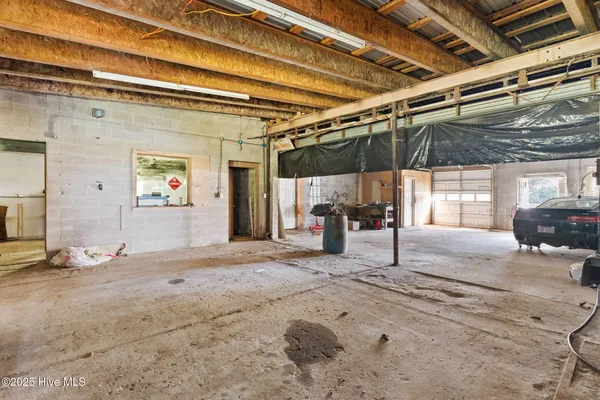 $300,000 | 1445 Old Stage Road, Delco, NC 28436
