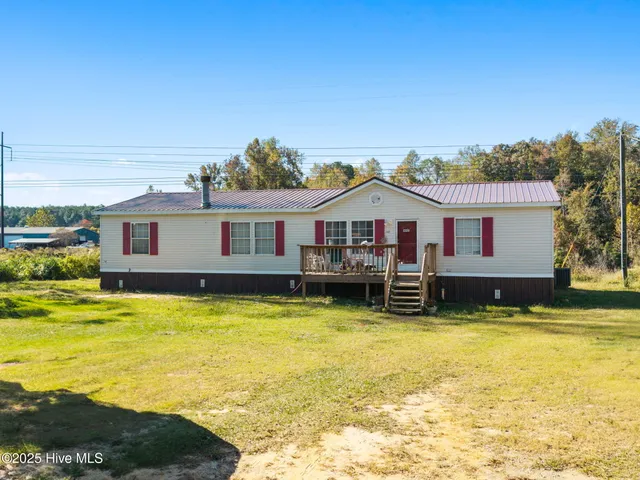 $300,000 | 1445 Old Stage Road, Delco, NC 28436