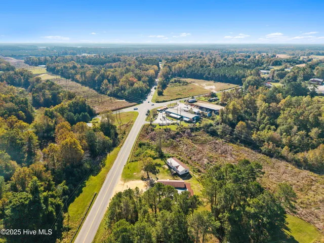 $300,000 | 1445 Old Stage Road, Delco, NC 28436