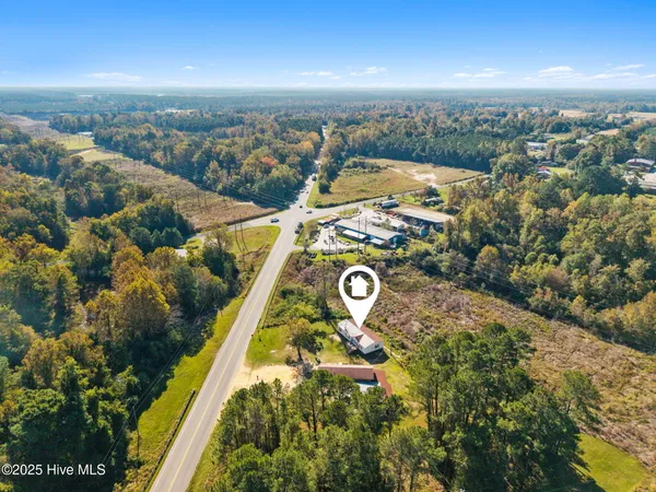 $300,000 | 1445 Old Stage Road, Delco, NC 28436