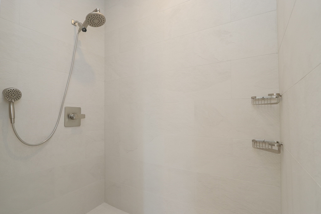 20 Cottage Street West Springfield, MA 01089 - Photo 22 of 42