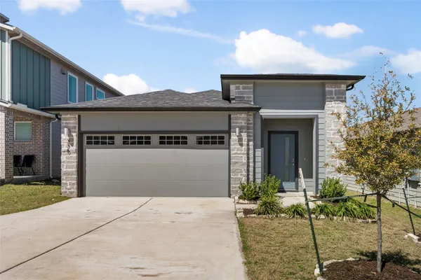 $1,875 | 336 Fairfax Avenue, San Marcos, TX 78666
