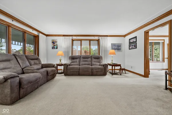 $437,500 | 1525 Bramoor Drive, Kokomo, IN 46902