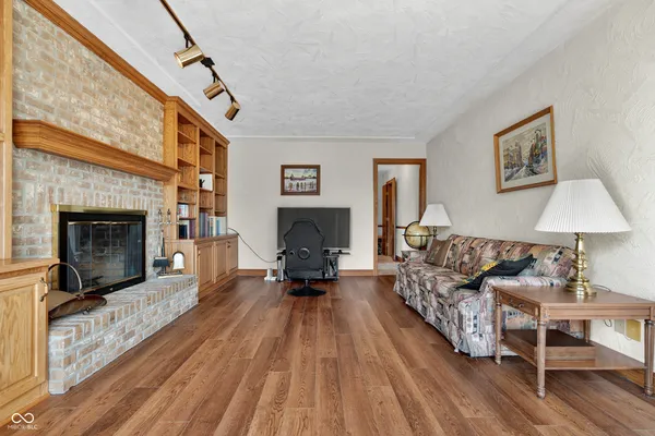 $437,500 | 1525 Bramoor Drive, Kokomo, IN 46902