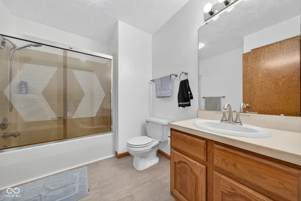 $437,500 | 1525 Bramoor Drive, Kokomo, IN 46902