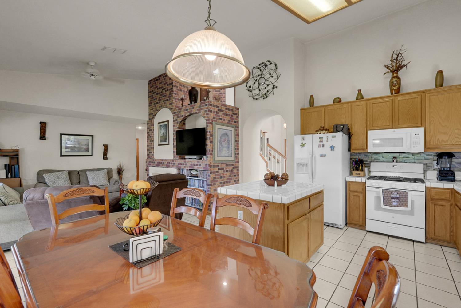 1118 Ruddy Court Newman, CA 95360 - Photo 5 of 35