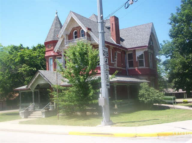 106 South Wayne Street Warren, IN 46792 - Photo 2 of 30 Gallery Image 2