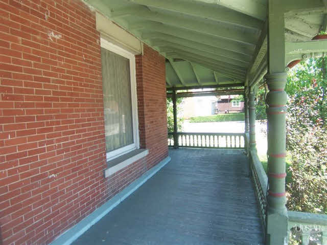 106 South Wayne Street Warren, IN 46792 - Photo 9 of 30 Gallery Image 9
