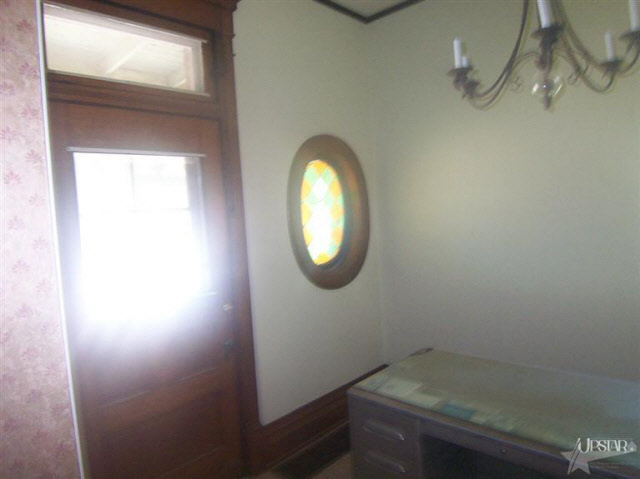 106 South Wayne Street Warren, IN 46792 - Photo 10 of 30 Gallery Image 10