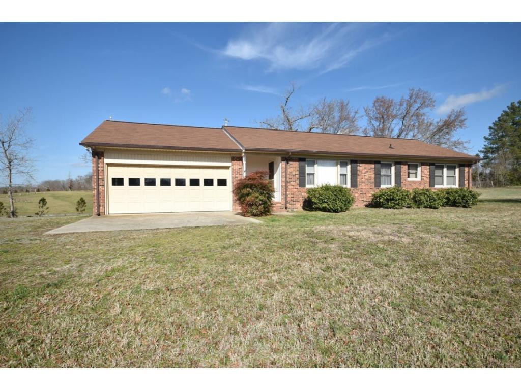 1015 Altamahaw Union Ridge Road Burlington, NC 27217 - Photo 4 of 24 Gallery Image 4
