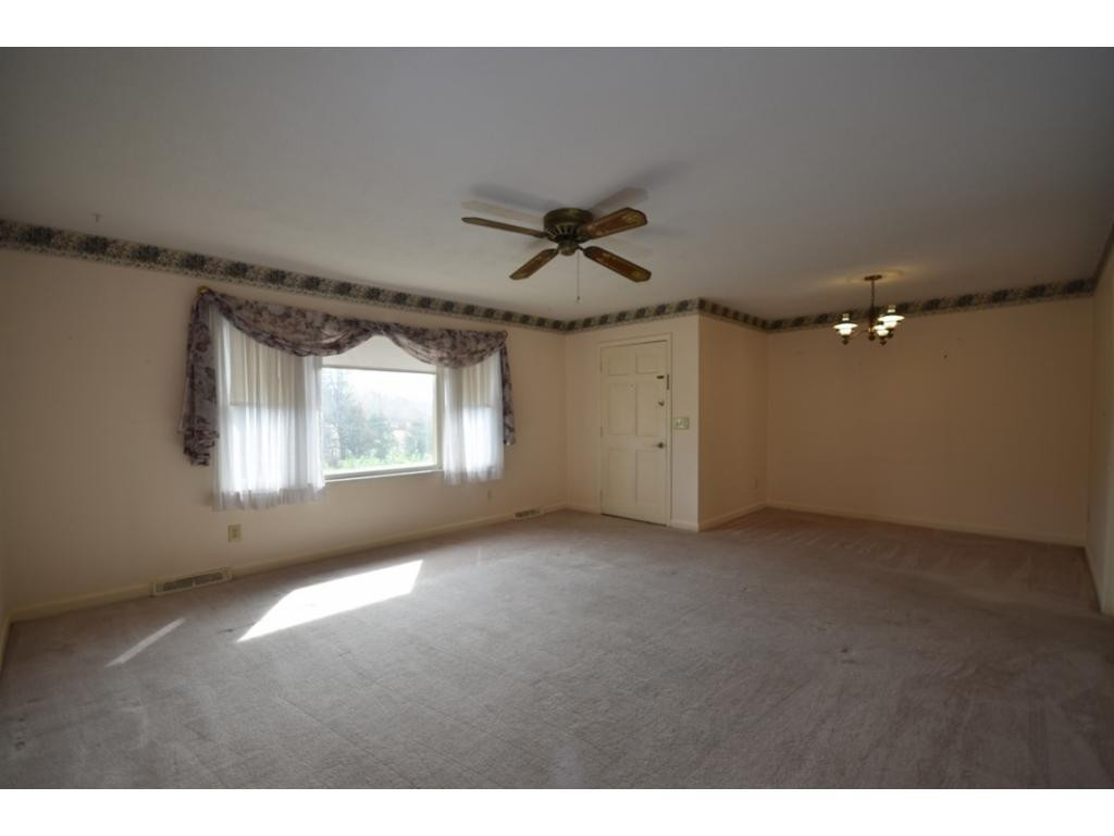 1015 Altamahaw Union Ridge Road Burlington, NC 27217 - Photo 6 of 24 Gallery Image 6