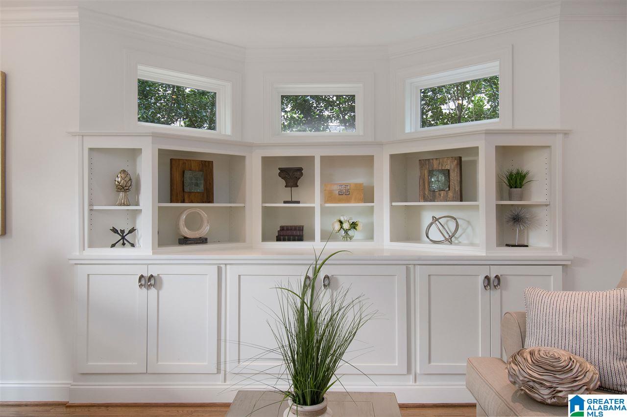 1719 Kensington Road Birmingham, AL 35209 - Photo 5 of 38