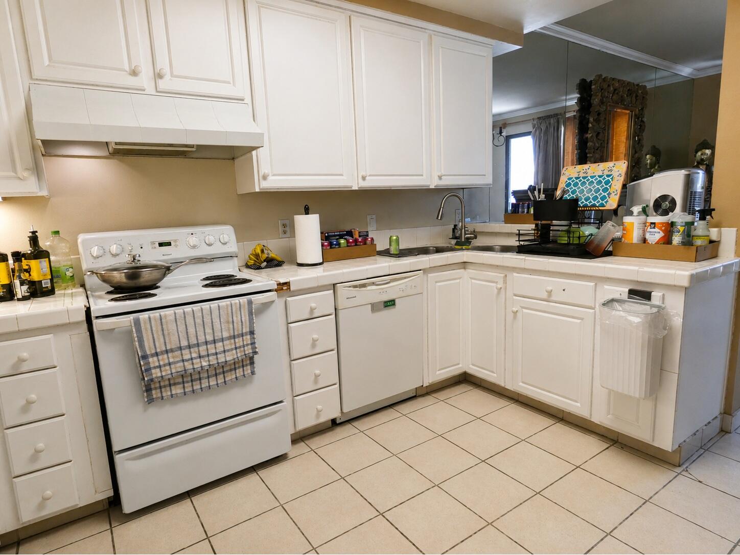 721 Inverness Drive Rancho Mirage, CA 92270 - Photo 16 of 44 Kitchen