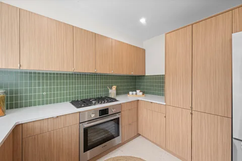 $575,000 | 440 Poplar Street, Philadelphia, PA 19123