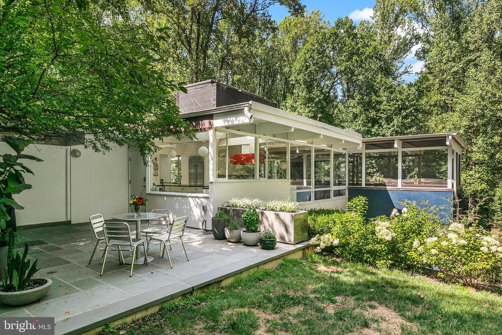 279 Ridgeview Road Princeton, NJ 08540 - Photo 41 of 82 Patio