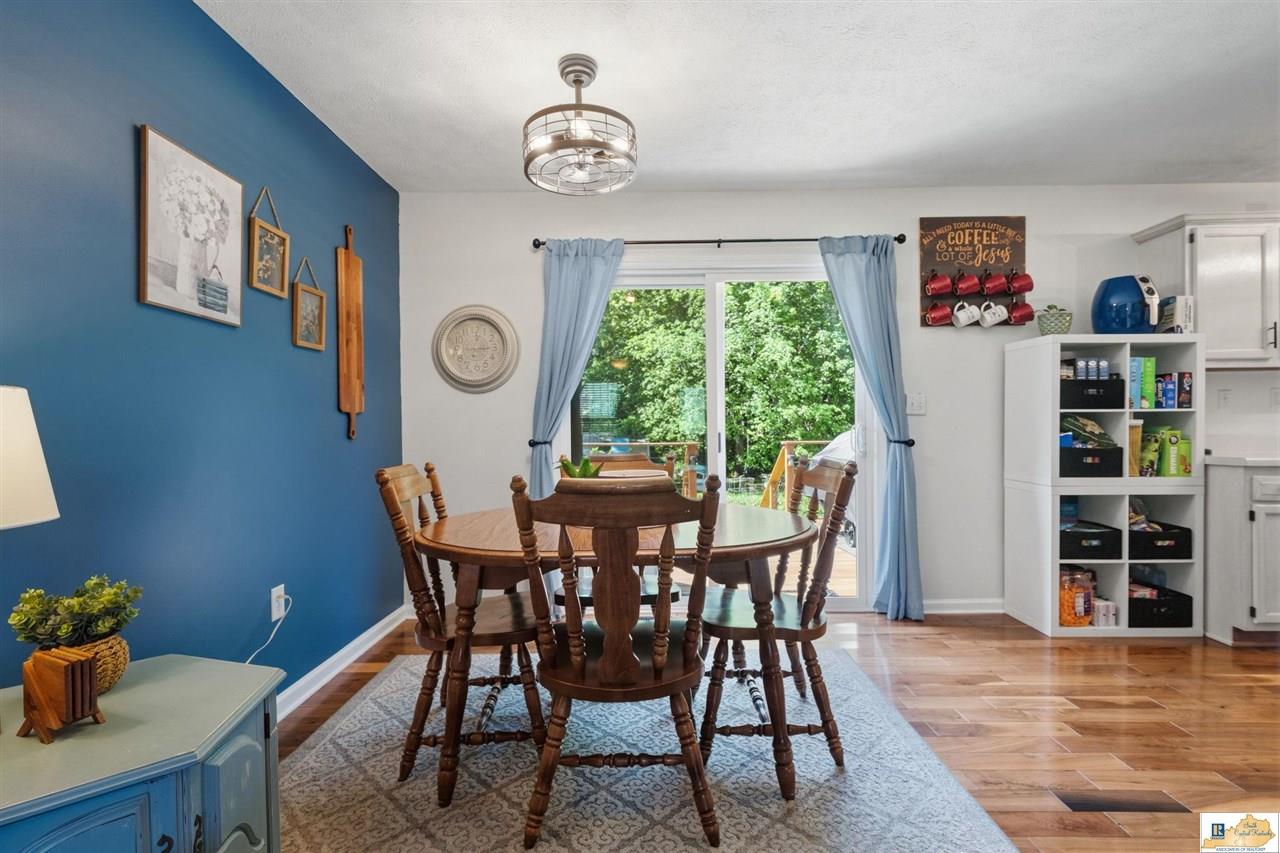 3864 Dripping Springs Road Glasgow, KY 42141 - Photo 6 of 27 Gallery Image 6