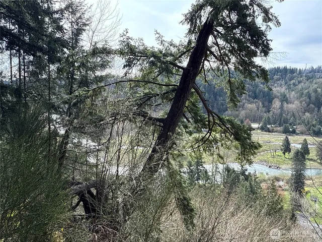 $199,900 | 149-xx 175th Avenue Southeast, Renton, WA 98059