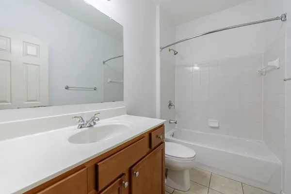 $2,950 | 279 Collins View Court, Lawrenceville, GA 30043