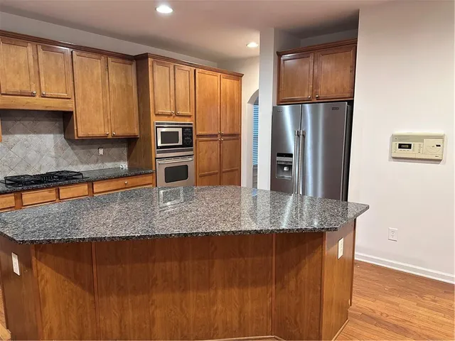 $3,200 | 279 Collins View Court, Lawrenceville, GA 30043