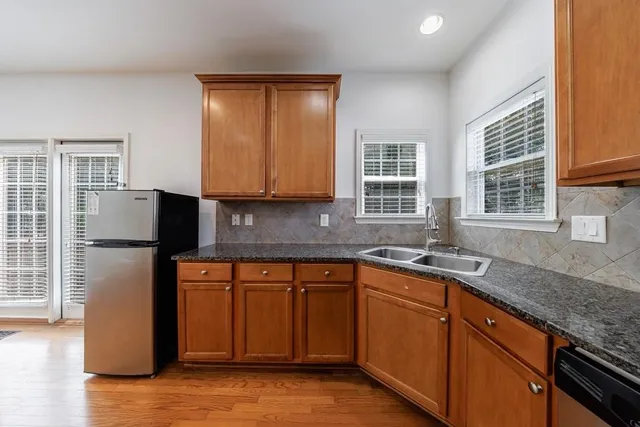 $3,200 | 279 Collins View Court, Lawrenceville, GA 30043