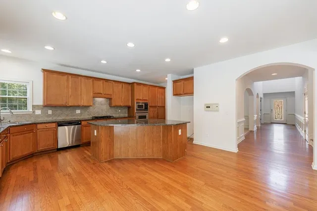 $3,200 | 279 Collins View Court, Lawrenceville, GA 30043