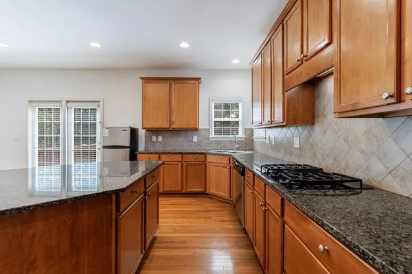 $2,950 | 279 Collins View Court, Lawrenceville, GA 30043