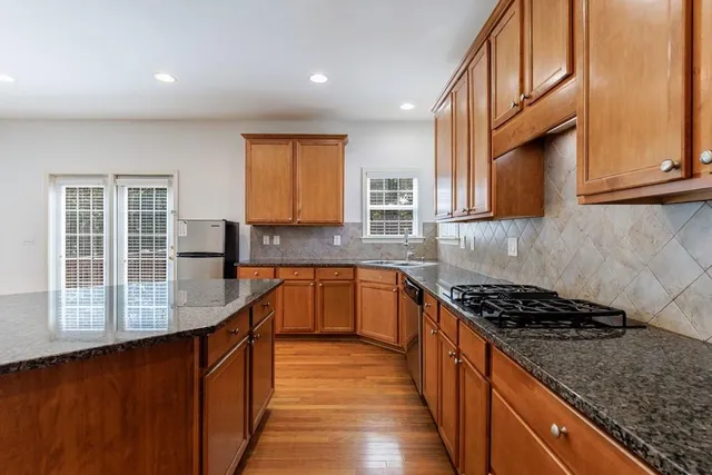 $3,200 | 279 Collins View Court, Lawrenceville, GA 30043