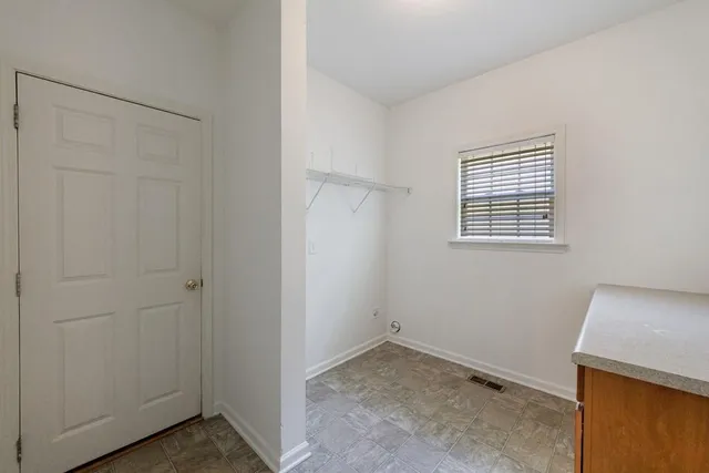 $3,200 | 279 Collins View Court, Lawrenceville, GA 30043