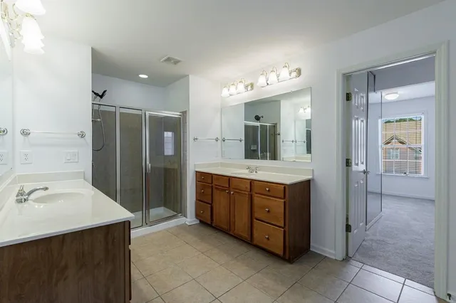 $3,200 | 279 Collins View Court, Lawrenceville, GA 30043