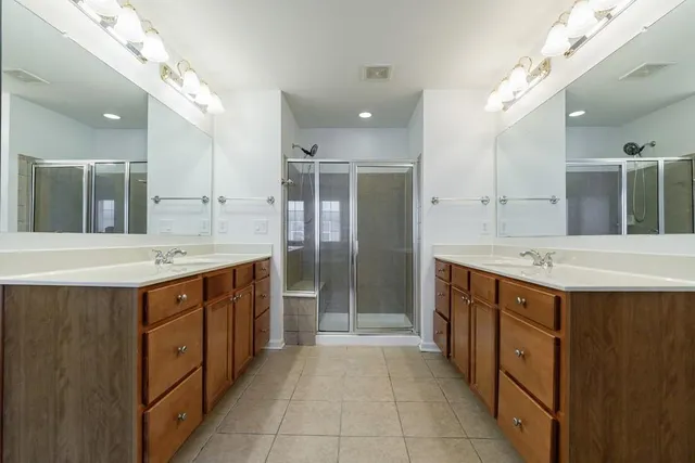 $3,200 | 279 Collins View Court, Lawrenceville, GA 30043