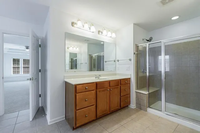 $3,200 | 279 Collins View Court, Lawrenceville, GA 30043