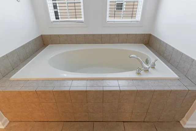 $3,200 | 279 Collins View Court, Lawrenceville, GA 30043