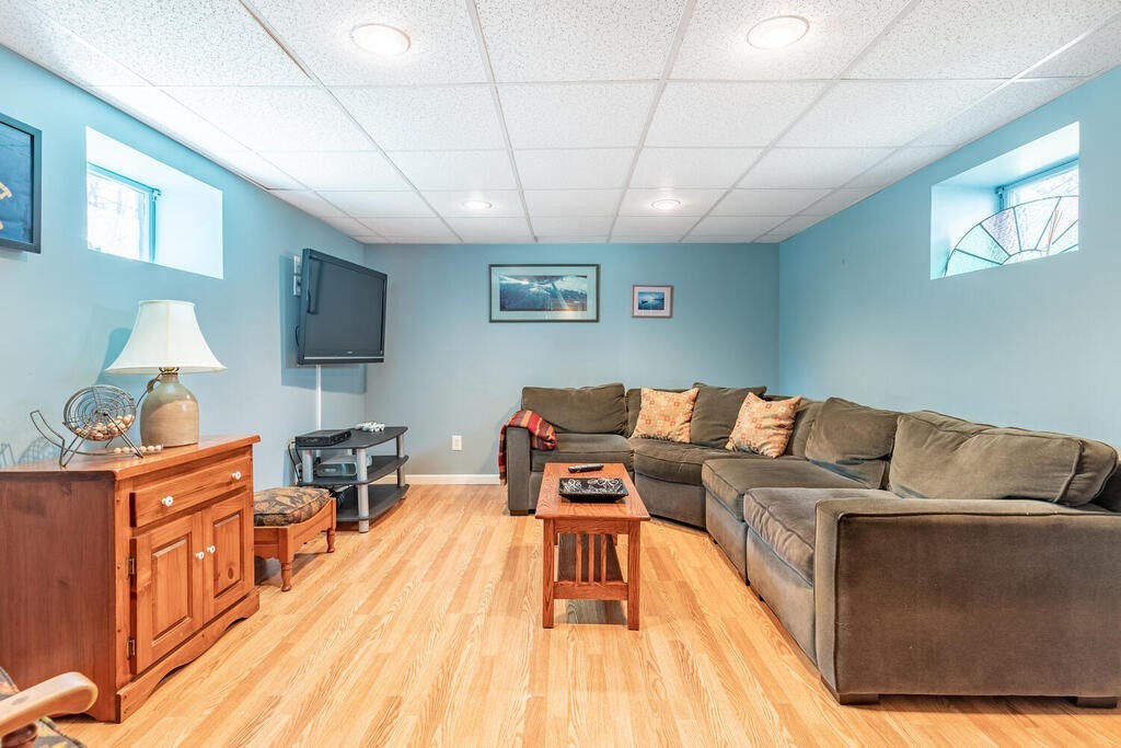 167 County Road Reading, MA 01867 - Photo 24 of 33 Gallery Image 24