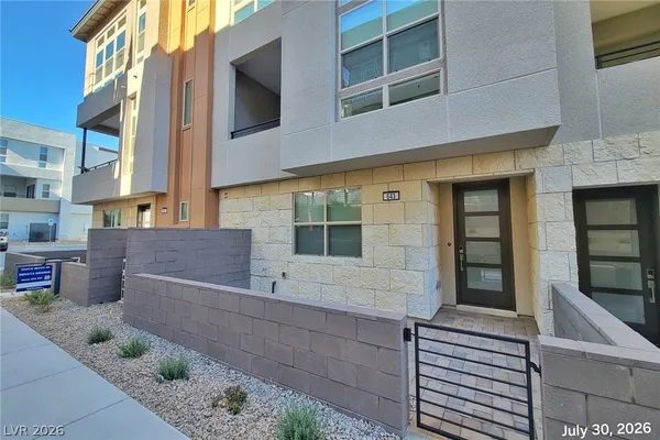 $2,790 | 643 Fortis Creek Street, Las Vegas, NV 89138