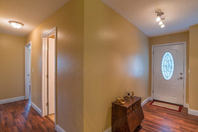 509 Linda Court Foley, AL 36535 - Photo 5 of 28 Foyer