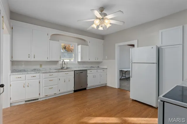 $179,000 | 305 South Hackman Street, Staunton, IL 62088