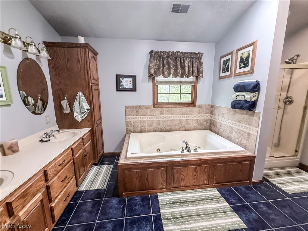247 Spence Road Belpre, OH 45714 - Photo 36 of 49